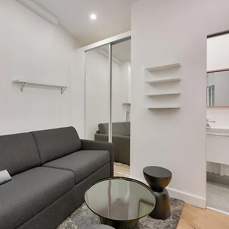 Urban Flat 165 - Lovely Near Champs Elysees Apartament Paryż