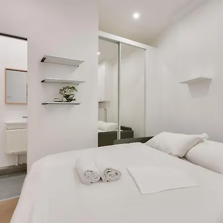 Apartament Urban Flat 165 - Lovely Near Champs Elysees Paryż