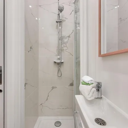 Urban Flat 165 - Lovely Near Champs Elysees * Paryż