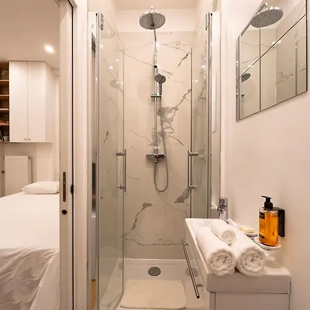 Urban Flat 165 - Lovely Near Champs Elysees شقة