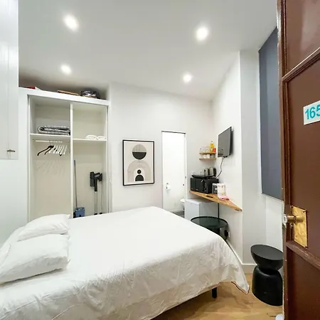 Urban Flat 165 - Lovely Near Champs Elysees Paris